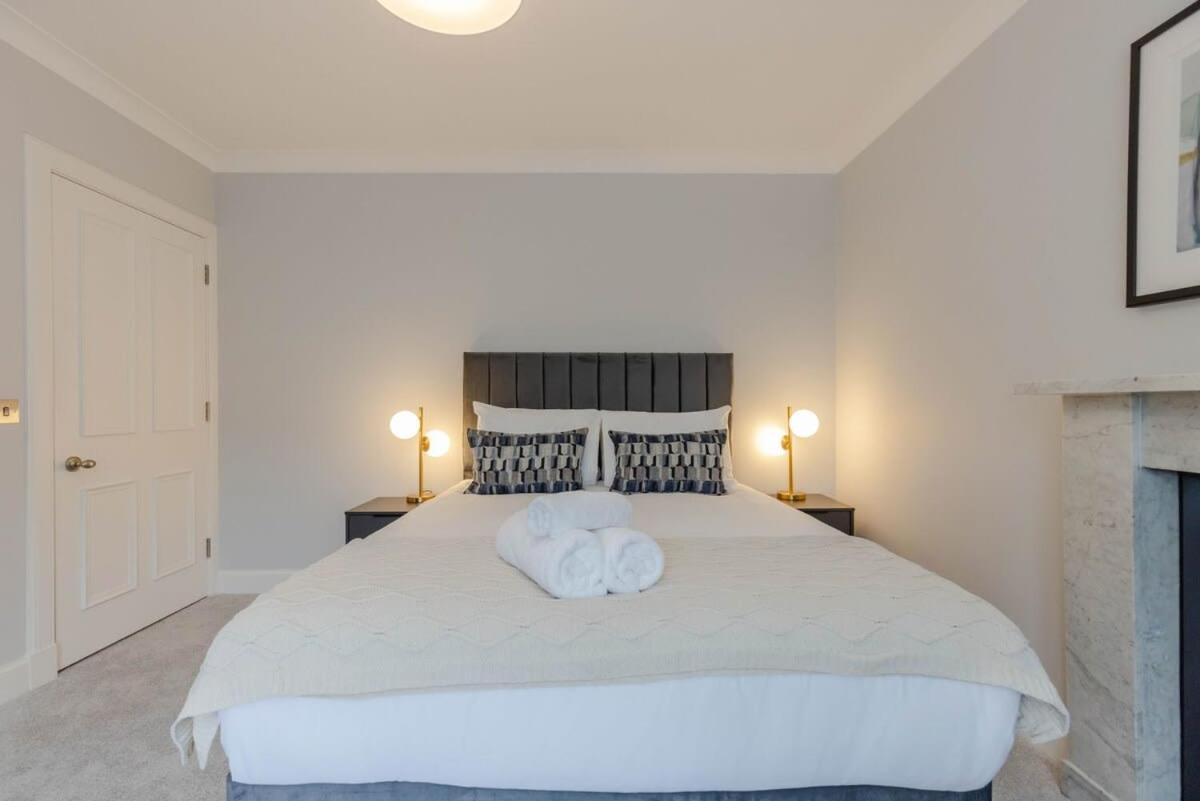 Dragon Suites - Ladon Suite - 2 Bed City Centre Luxury Apartment Edinburgh Dış mekan fotoğraf